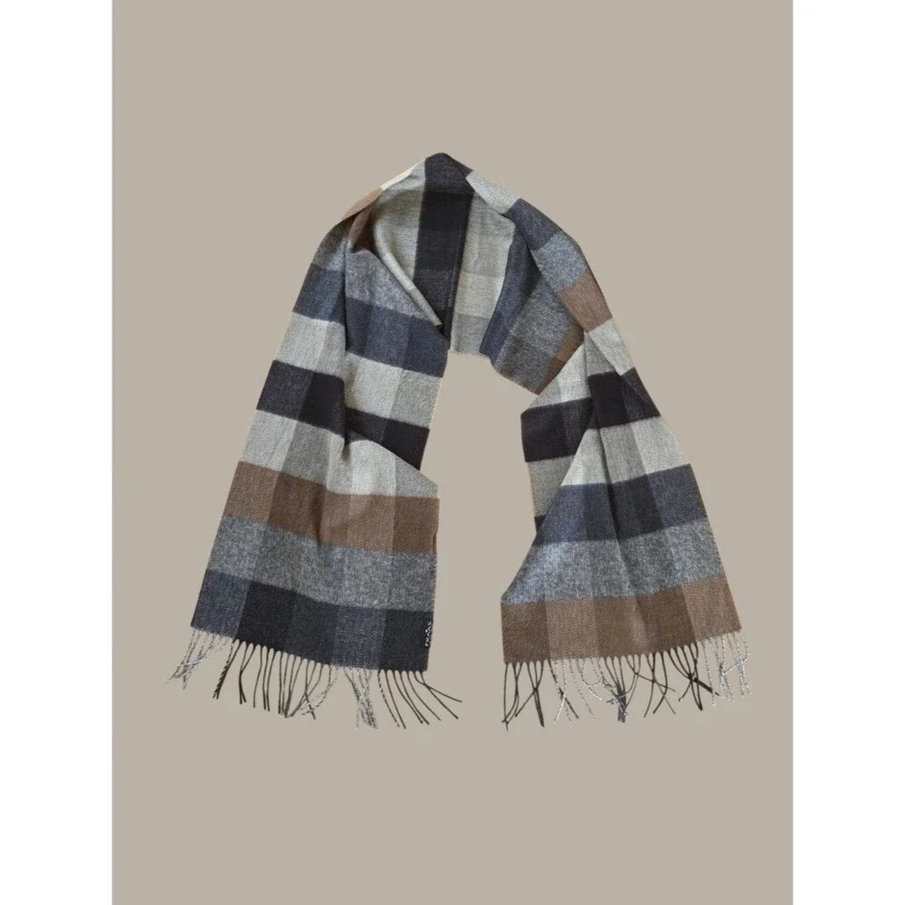 V. FRAAS neutral colored